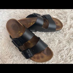 Arizona Birkenstock Sandals- Black- Size 9-9.5 US/ 40 EU
